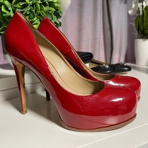 Pour La Victoria Heels NWOT